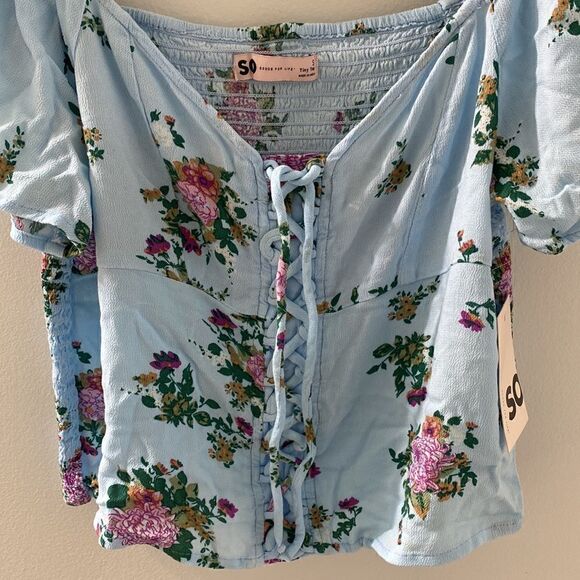 SO lace up top NWT - Picture 2 of 5